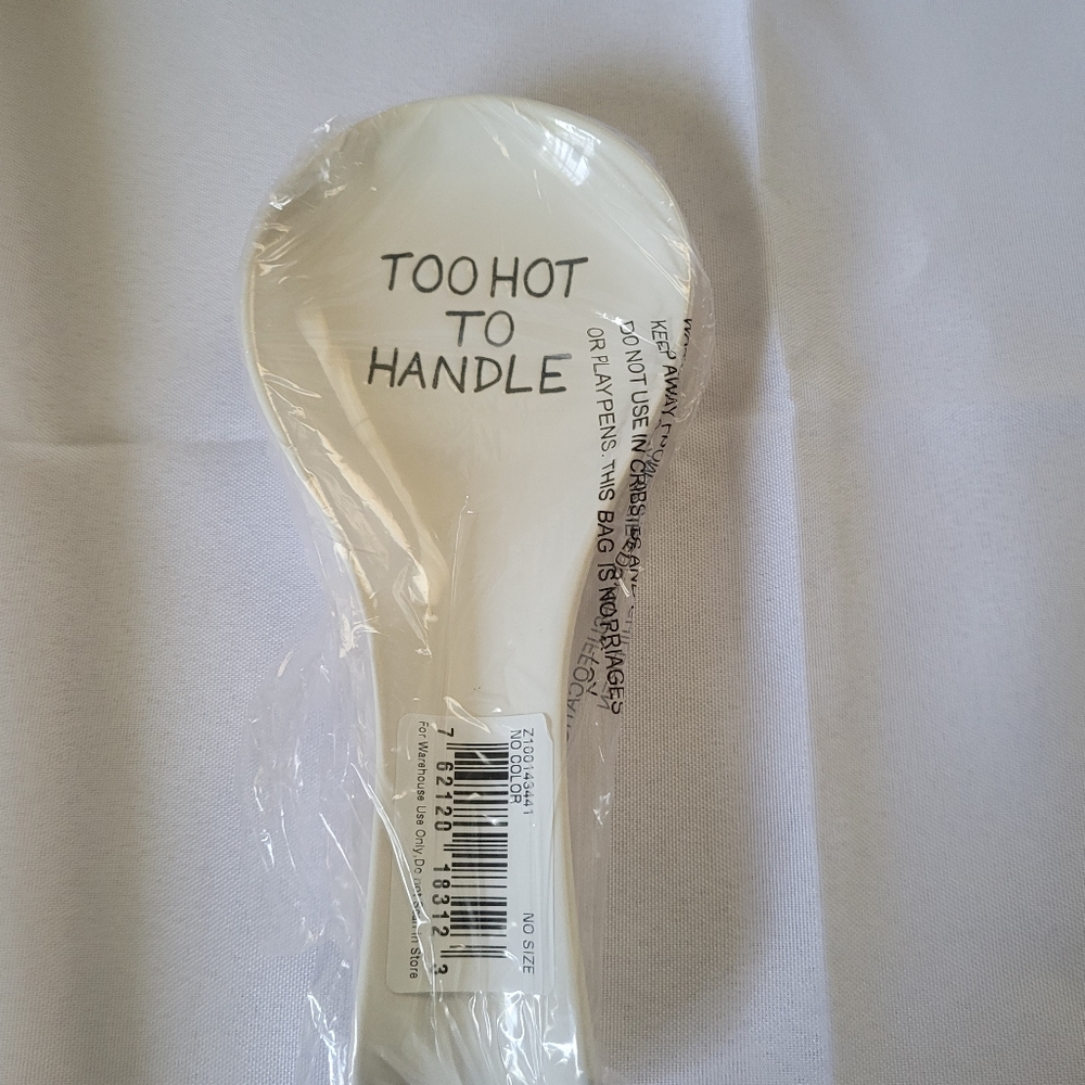 Spoon Rest 1872 Macy's Brand